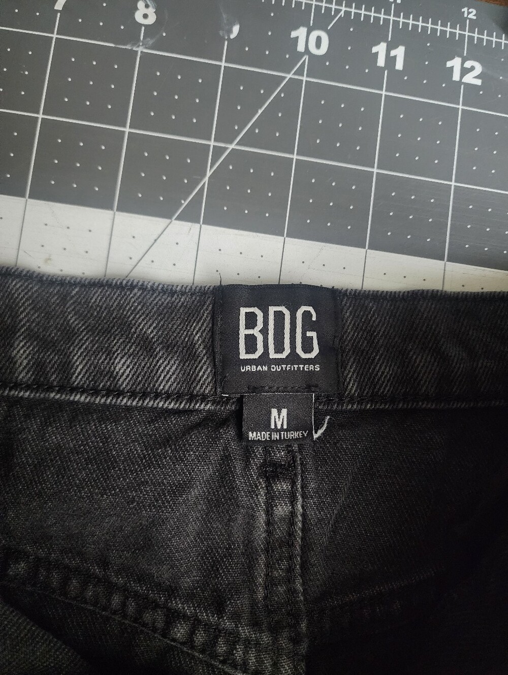 BDG Urban Outfitters High-rise Black Denim Distressed Mini Skirt Size Med - Picture 12 of 15